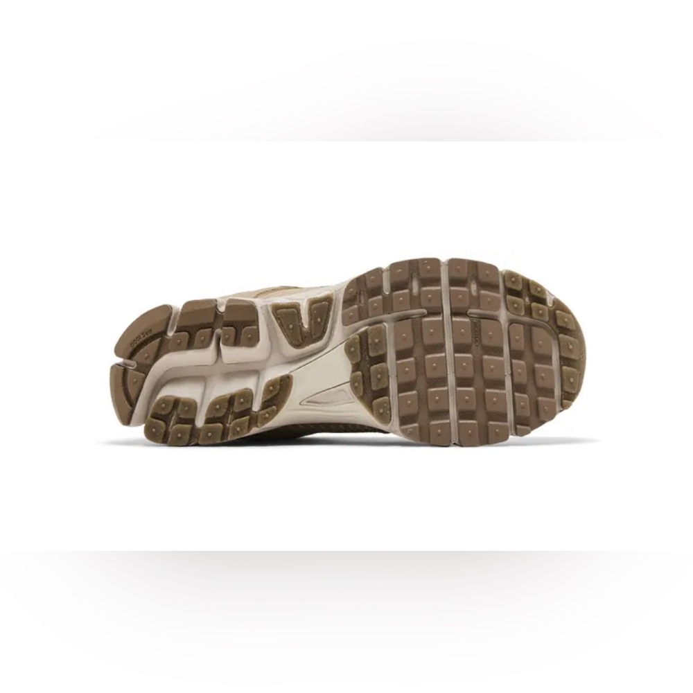 Nike Air Zoom Vomero 5 - Khaki Sesame - kids - size 4 - Picture 6 of 15